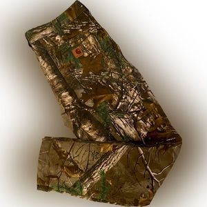 Tapered realtree camo carhartt pants worn once excellent condition